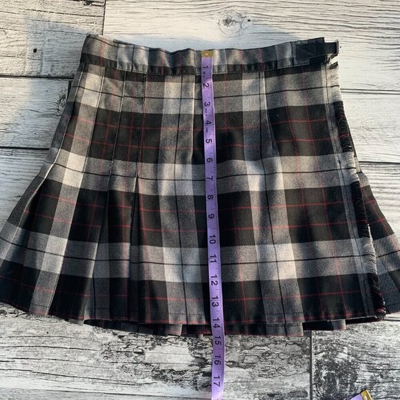 Vintage 90s Y2K Pleated Grey Black Plaid Wrap Mini Skirt - Picture 11 of 11